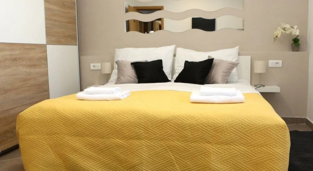Apollo Rooms- Adults only, Забронировать Отель Отели Пула с завтраком, рядом с Pula Twin Gates, Завтраки
