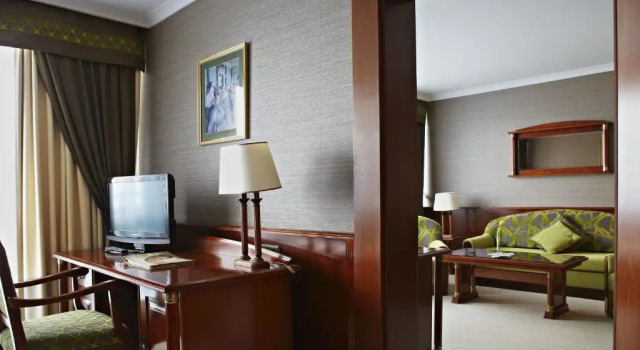 Полулюкс Superior Hotel Carbona Thermal Spa