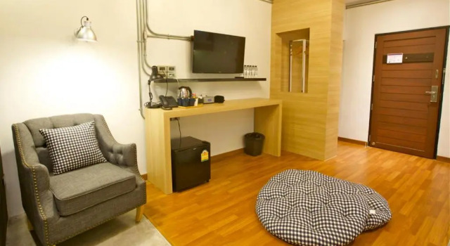 Семейный номер Standard с балконом The Plug Hotel