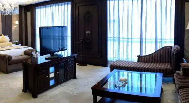 Люкс Presidential Howard Johnson Jindi Plaza Datong