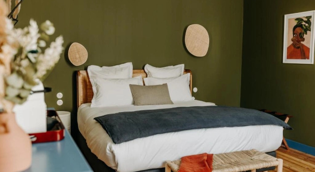 B&B Maison Rosa, Забронировать Отель «постель и завтрак» Отели Бордо с парковкой, рядом с Центр культуры Бернара Магре, Парковка