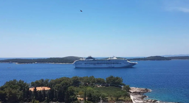 Апартаменты Дуплекс J&B Holiday House Hvar