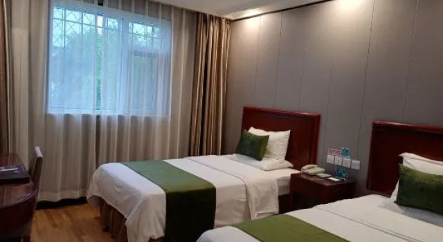 Двухместный номер Standard GreenTree Inn Beijing Fengtai Yungang Road Express Hotel