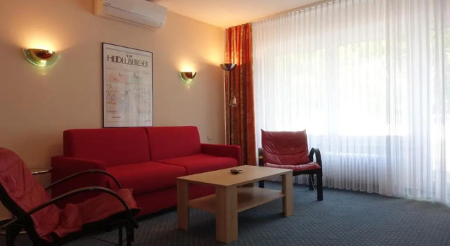 Четырёхместный номер Standard Hotel ISG Heidelberg