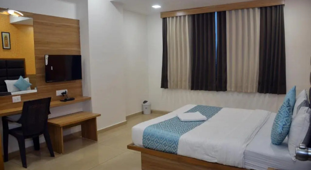 Hotel Newyork Inn, Boek Hotel Goedkope hotels in Anand