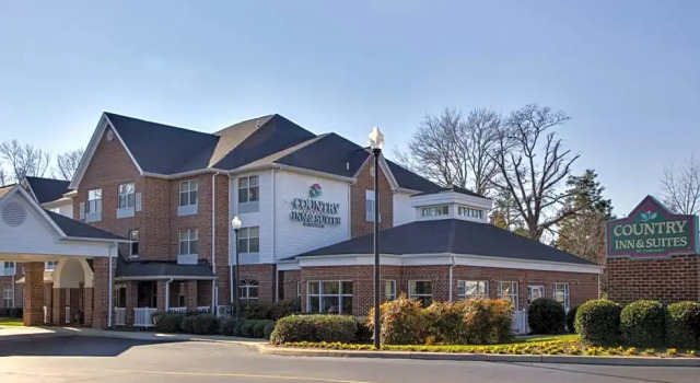Двухместный номер Standard Country Inn & Suites Williamsburg