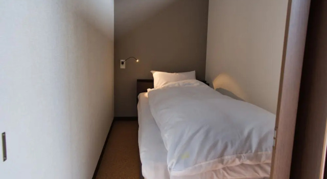 Кровать в общем номере SAKURA River Side Stay Gero Onsen - Hostel