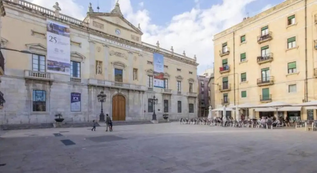 Studio in Tarragona, With Wifi, Забронировать Апартаменты/квартира Таррагона Tarragonès, рядом с Provincial Traffic Headquarters