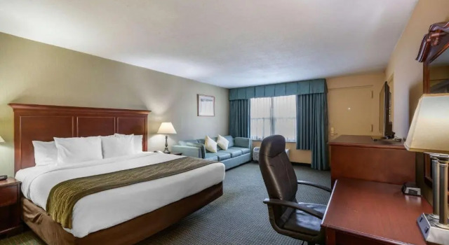 Номер Standard Clarion Inn Falls Church-Arlington