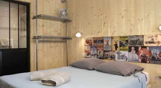 B&B La Cabane De Noreda, Забронировать Отель «постель и завтрак» Отели Бассен-д'Аркашон с парковкой, Парковка