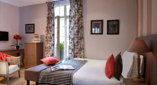Номер Deluxe Hôtel Le Fer à Cheval