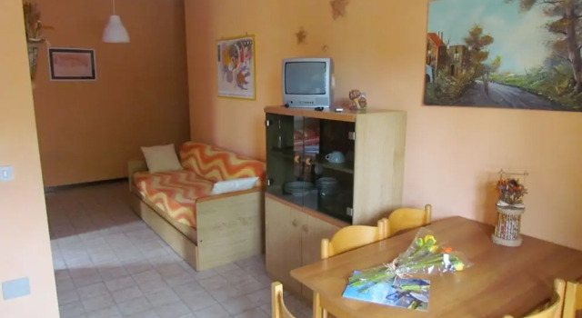 Poolside Bliss - Beahost, Prenota Appartamento Hotel a Veneto con parcheggio, Parcheggio