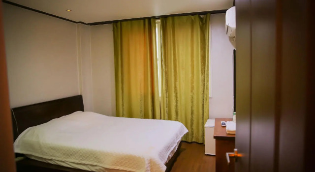 Milgam Central Hotel, Забронировать Отель Jeju City Чеджу, рядом с Развлекательный центр Playbox VR jeju