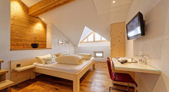 Hotel Alpsu, Book Hotel Disentis Disentis Sedrun