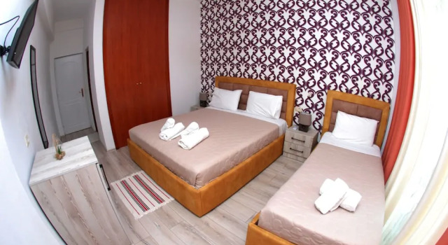 Трёхместный номер Standard с балконом и с видом на горы Hotel Ocean
