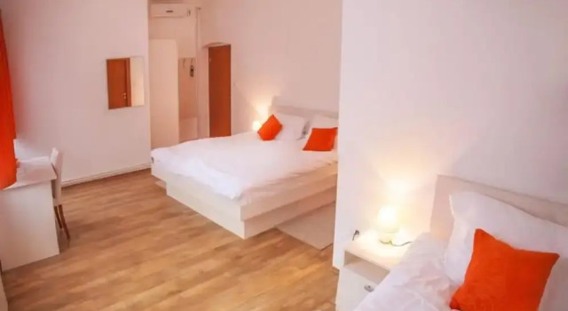 Rooms Lidija 17, Prenota Ostello Zagabria Croazia