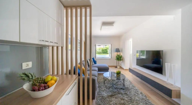 Апартаменты с видом на бассейн Holiday Home Apartments Bellamare