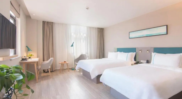 Номер Standard Home Inn Selected Shanghai Harbour City