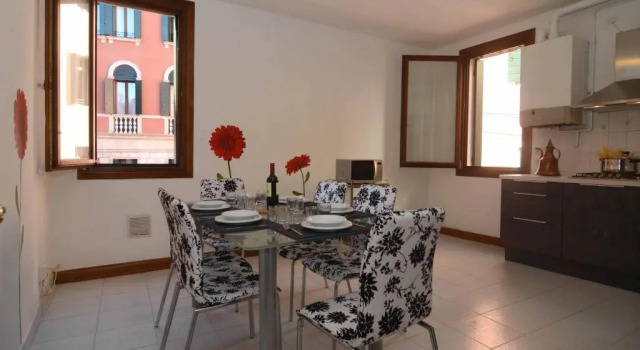 Апартаменты Venice Speon Canal Views wifi
