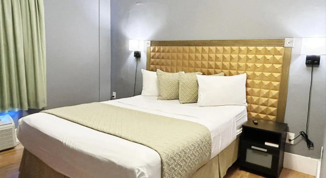 Ponce De Leon Hotel, Забронировать Отель Сент-Питерсберг Pinellas County, рядом с Пирс Сент-Питерсберга