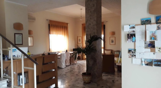 Camera con Vista, Book Hotel Hotels in Sicily with Parking, Parking