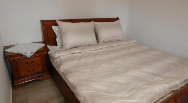 Apartment Lorimar