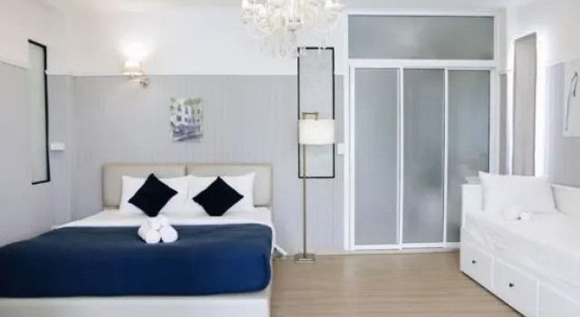 Люкс с балконом La Riva Boutique Hotel