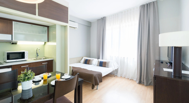 Senator Barcelona Apartments