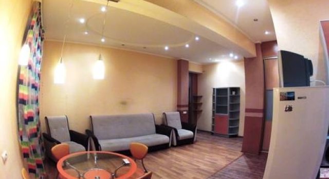 Apartments at Komsomolsky Prospect, Забронировать Апартаменты/квартира Апартаменты Перми, рядом с Торговый центр Галерея, Апартаменты/квартира