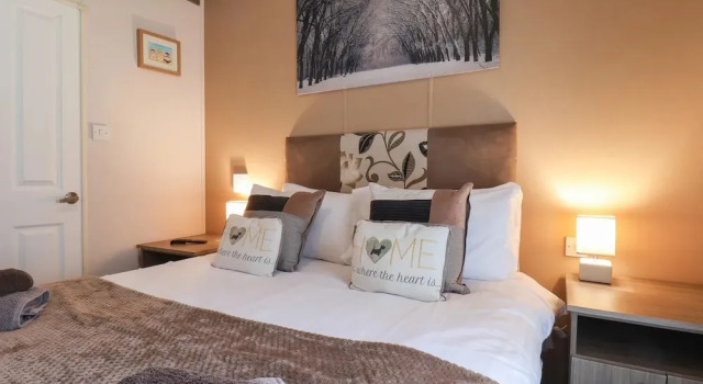 Evergreen Pines Cayton Bay Holiday Park, Забронировать Дом для отпуска Кейтон Северный Йоркшир