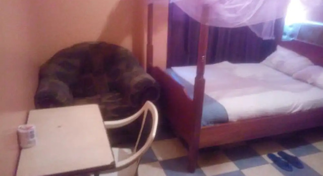 New Rwathia Guest House, Забронировать Гостевой дом Гостевые дома Найроби Каунти, рядом с National Kenyan Investment Authority, Гостевой дом