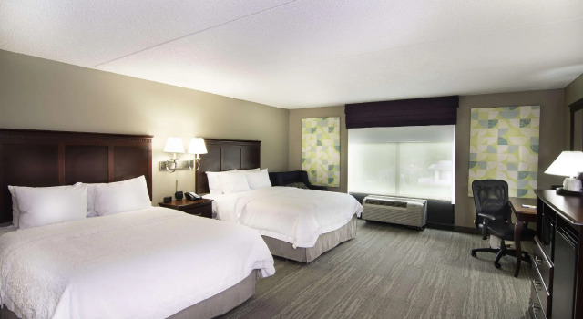Четырёхместный номер Standard Hampton Inn Kingsland