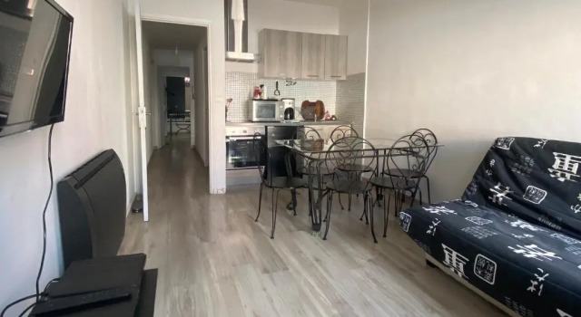 Cœur de Ville Au 1er 66m2, Vu Sur la Place