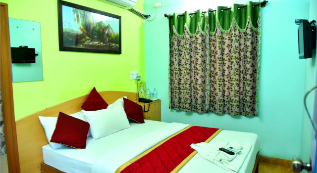 Hotel Housefinch Residency, Забронировать Отель Отели штата Карнатаки с парковкой, Парковка