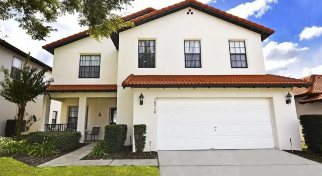 16718 High Grove House 4 Bedroom by Florida Star