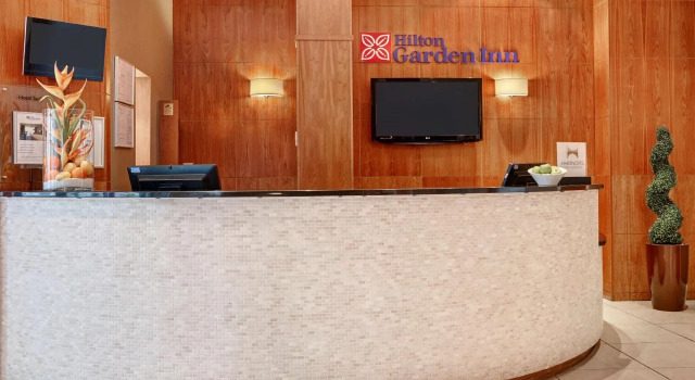 Hilton Garden Inn Aberdeen City Centre, Забронировать Отель Отели Абердина с парковкой, рядом с St Mary's Cathedral, Парковка