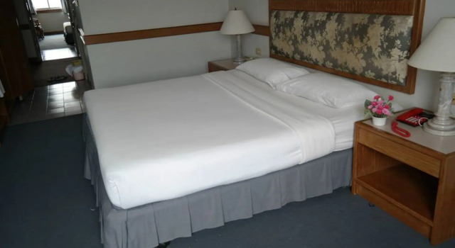 Phuphaya Hotel
