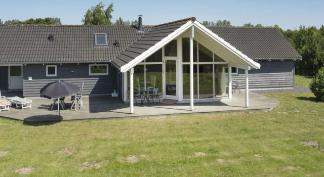 "Blazo" - 1.1km from the sea in Lolland, Falster and Mon, Réserver Hôtel Hôtels à Falster avec parking, Parking
