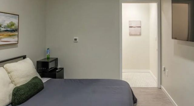 FRONTDESK Rowat Lofts East Village Des Moines, Забронировать Отель Де-Мойн Айова, рядом с Мост достижений женщин в Айове