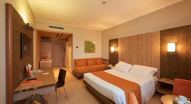 Полулюкс THotel Lamezia