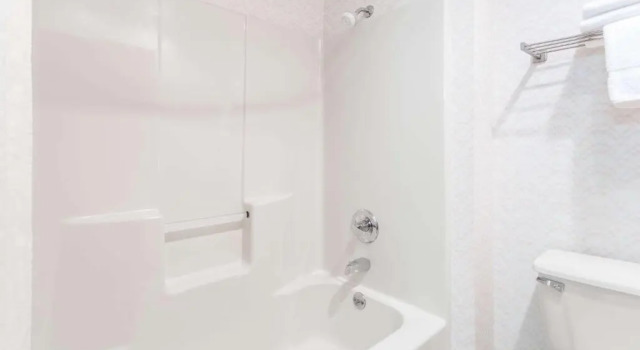 Номер Standard Days Inn by Wyndham Battlefield Rd/Hwy 65