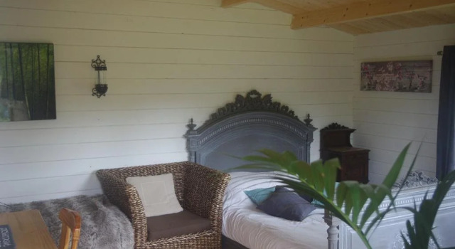 Le jardin des cigognes, Đặt Khách sạn Bouin 