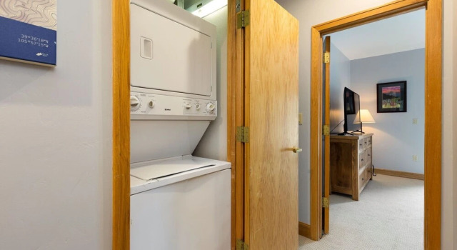 2705 Chateaux DMont