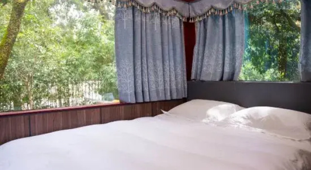 Семейный люкс Deluxe Guangzhou Letu Siji RV Tourist Camp