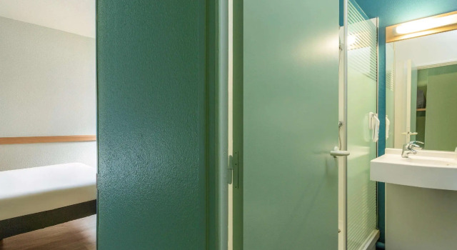 Трёхместный номер Standard ibis budget Paris Porte de Pantin