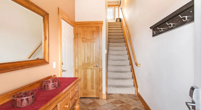 Mount Chapin S4 2 Bedroom Condo by RedAwning