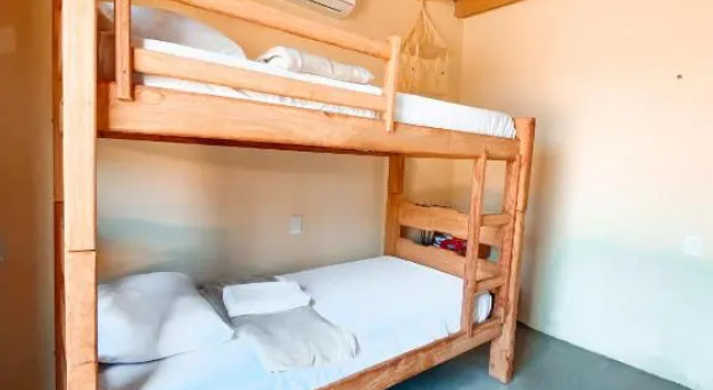 Кровать в общем номере (женский номер) Caramuru Hostel Caraíva