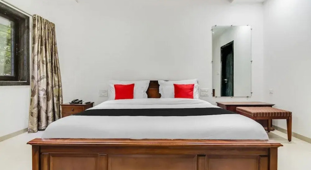 Shri Saibaba Satsang Mandal by OYO Rooms
