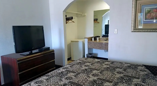 Номер Deluxe Flamingo Inn