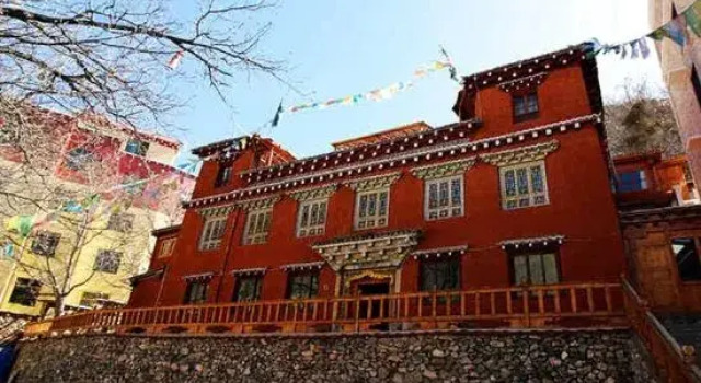 Degalin Inn, Book Hotel Batang Sichuan